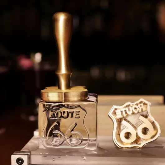 Custom Ice Cube Stamp – Custom Ice Stamp for Logo or Name Branding for Whiskey, Cocktails, Beer - Unique Gift for Groomsmen, Bartenders, Bars, Weddings, Events – Available in 1" to 3" Sizes Style 1