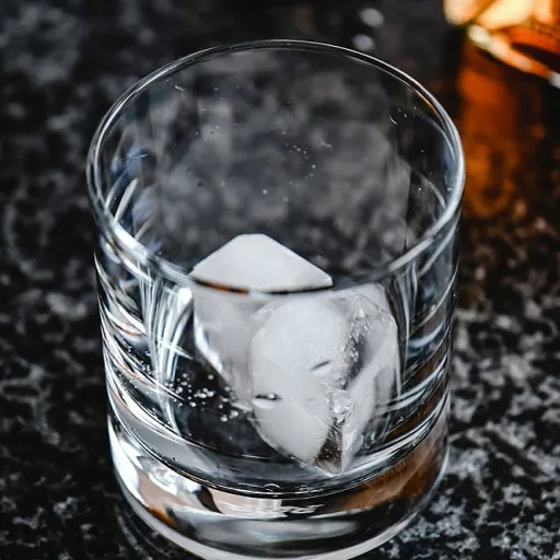 Elegant snowflake drinking glasses for a refined winter table